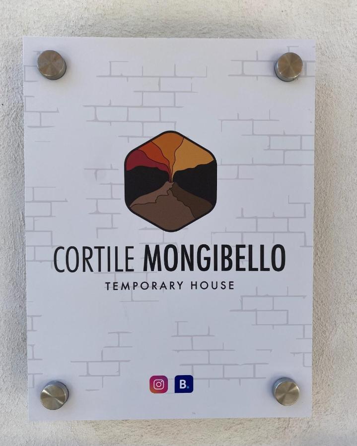 Cortile Mongibello Катанія Екстер'єр фото